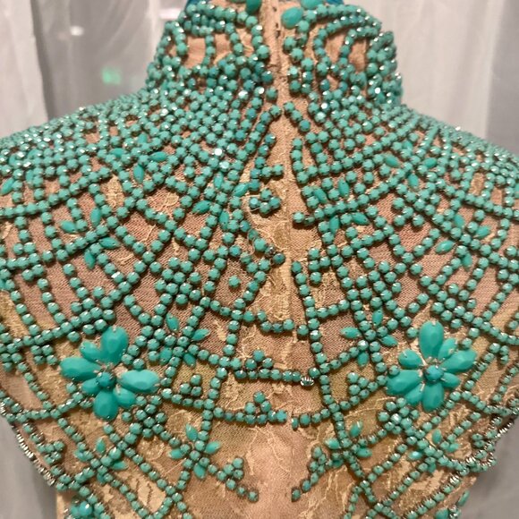 Sherri Hill Jeweled Two-Piece Set – Elegant Evening Glam ✨💎 - Picture 5 of 16